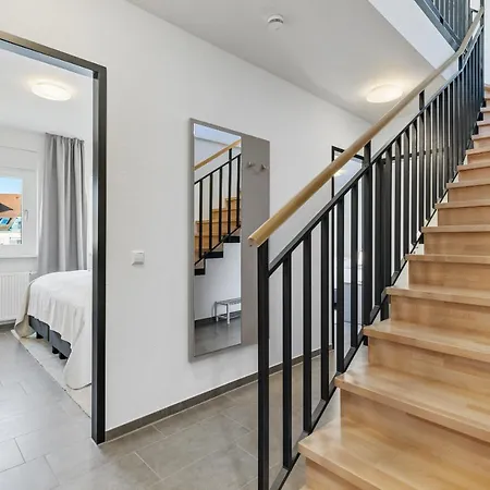 Empire Living: Marktplatz 4*