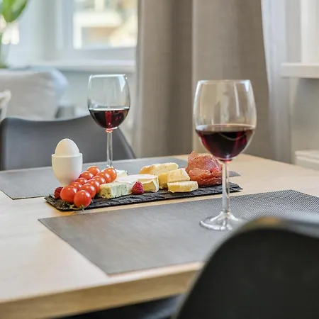 Empire Living: Marktplatz Aparthotel