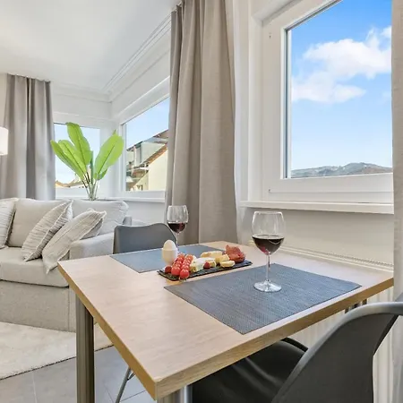 Aparthotel Empire Living: Marktplatz 4*