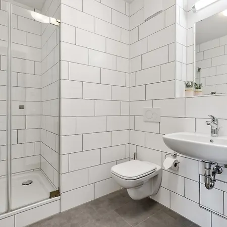 Empire Living: Marktplatz 4*