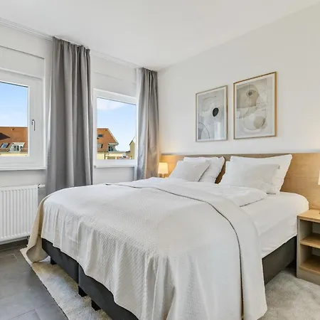 Empire Living: Marktplatz