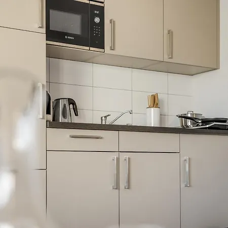 Empire Living: Marktplatz 4*