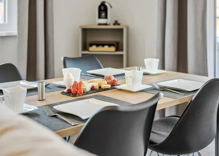 Apart-hotel Empire Living: Marktplatz 4*