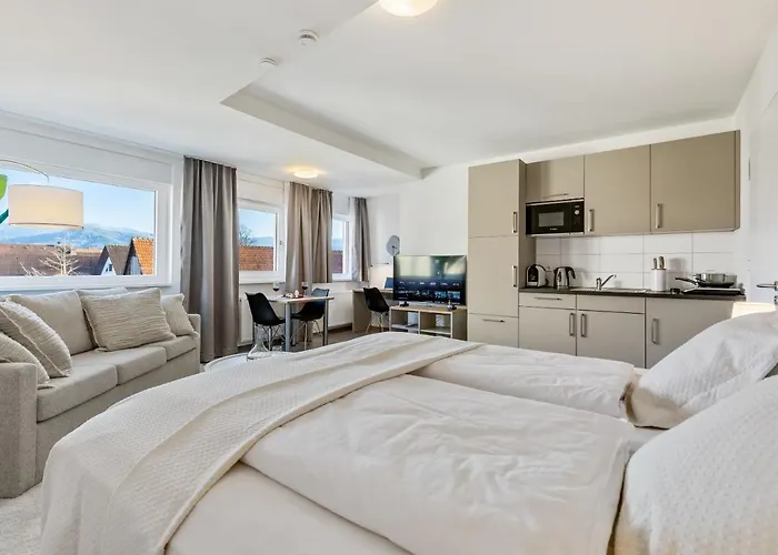 Apart-hotel Empire Living: Marktplatz 4*